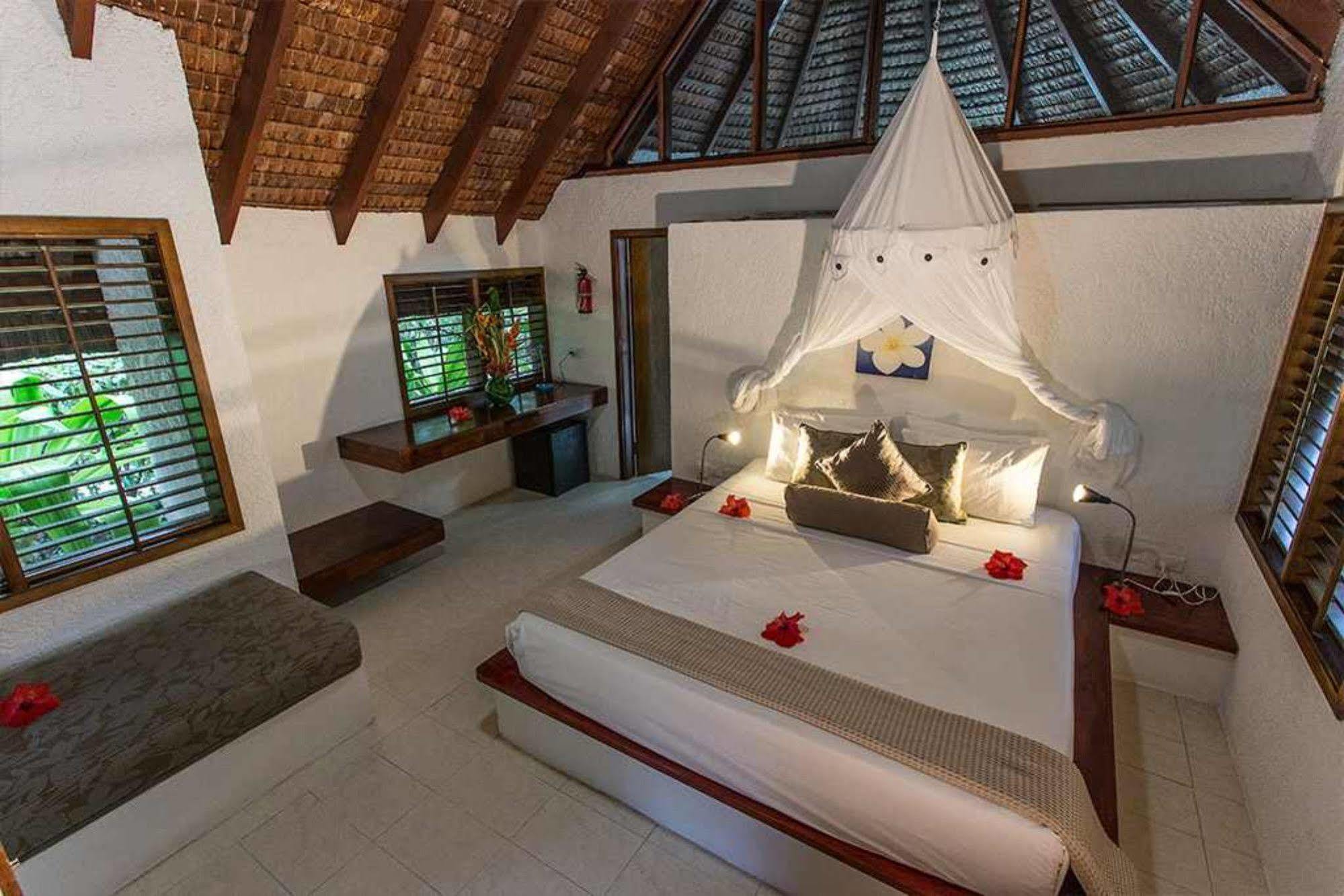 Breakas Beach Resort (Adults Only) Πορτ Βίλα Εξωτερικό φωτογραφία